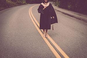 2025年春节放假8天,假如要加班怎么算加班费 2025年春节放假8天,假如要加班怎么算加班费